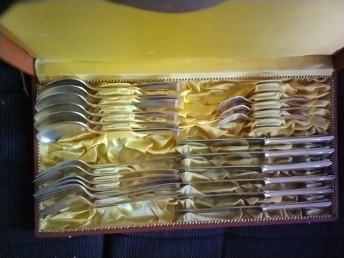 Versilbertes besteck 100 - g.s,