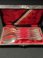 Antikes versilbertes