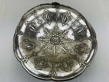 Schale sehr üppig verziertes