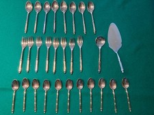 Versilbertes, goldfarbenes